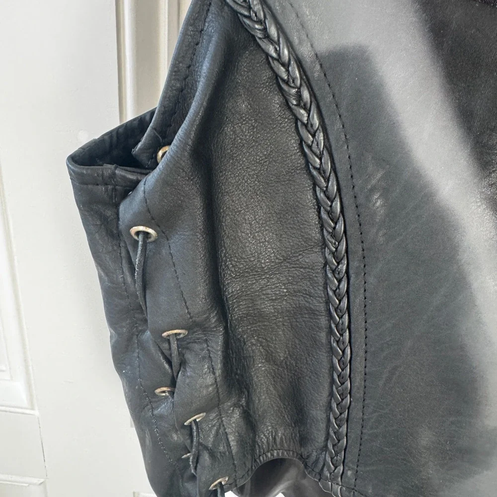 Pro Rider Black Leather Woman’s Motorcycle Vest Lady Rider Rose Patch Biker Sz M - Picture 2 of 6